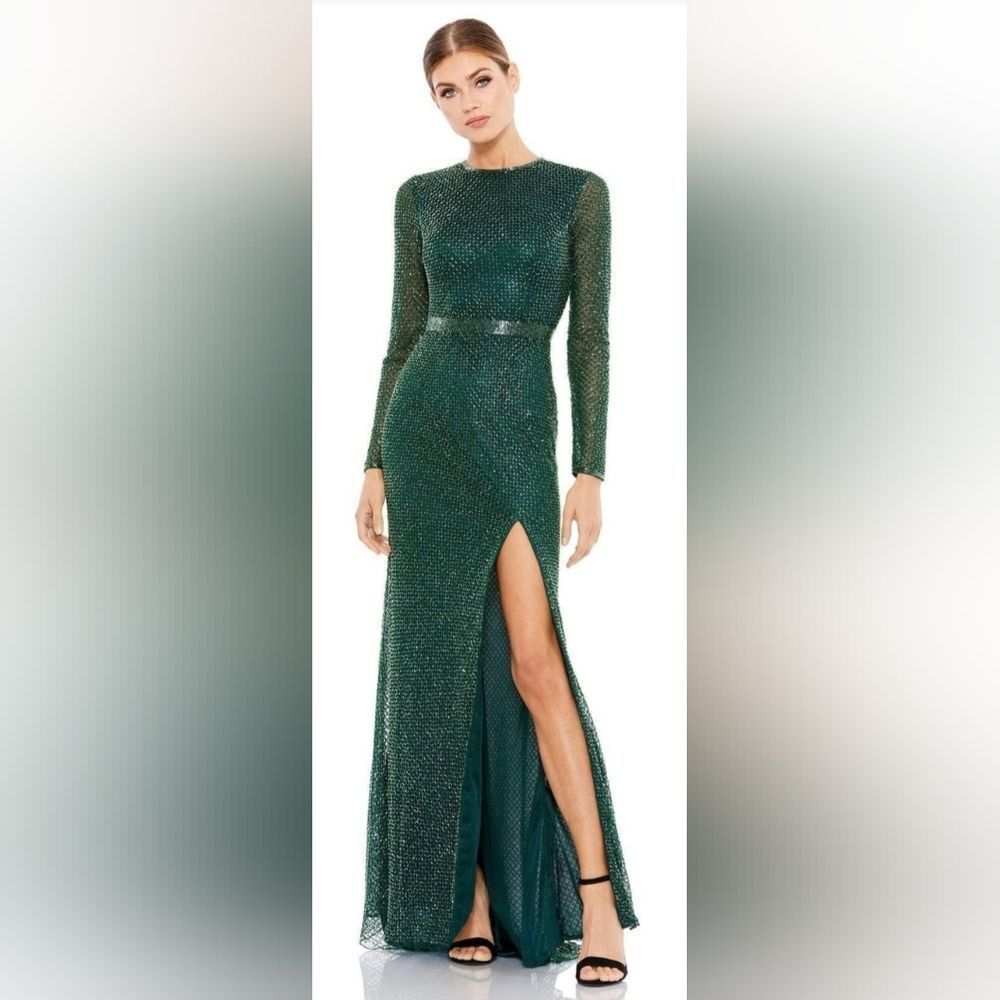 Mac Duggal 5056 Beaded High Neck Long Sleeve Gown NWT SZ 8 Green